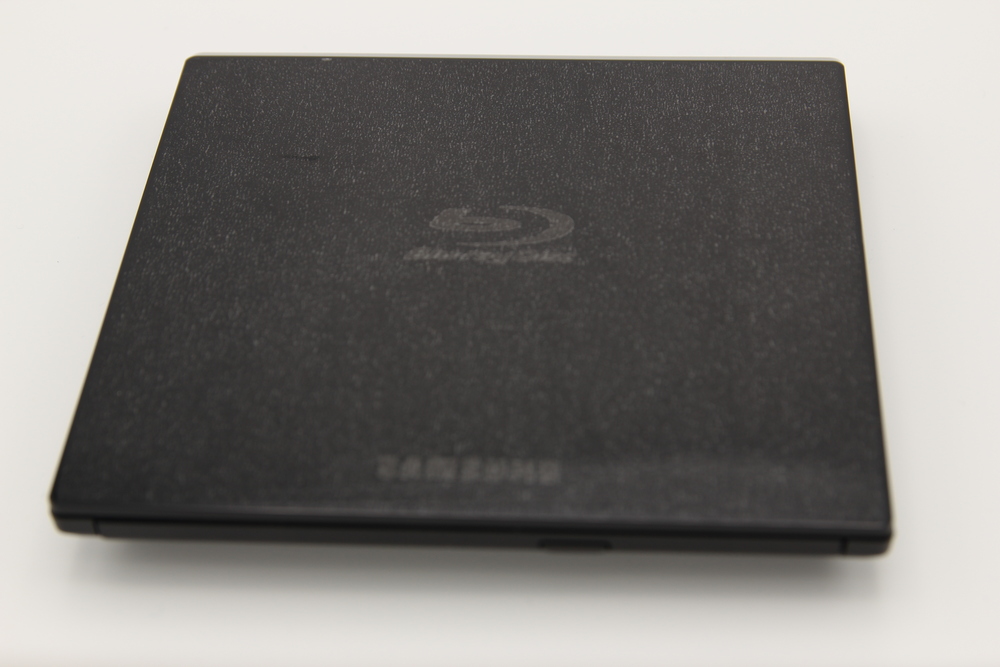 Samsung SE-506CB/RSBD Slim Optical 8X Blu-ray RewriterHi-Speed USB 