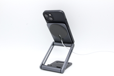 agibis-iphone-stand-magsafe